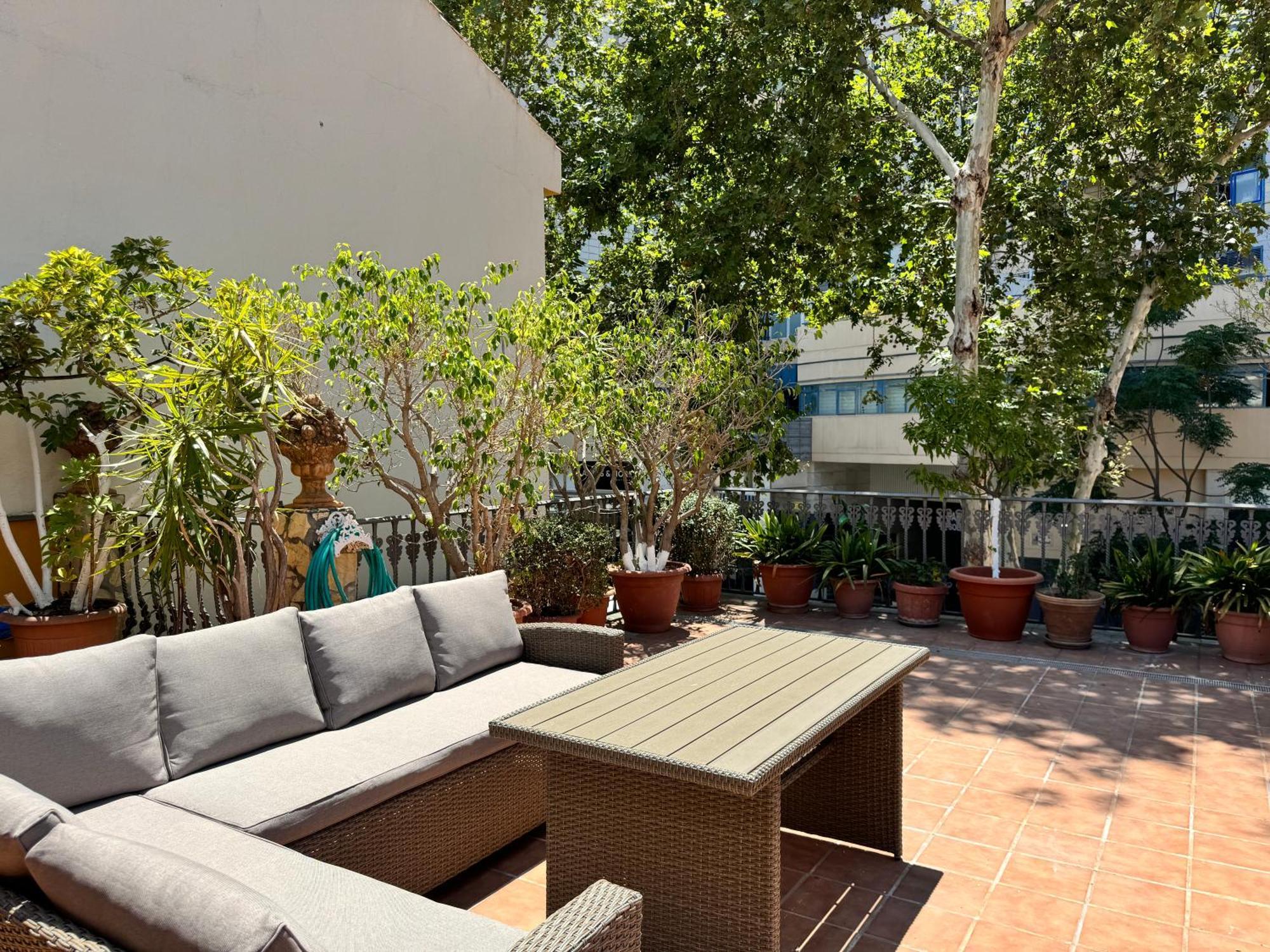 Three Gems Center With Terrace And Bbq- Eaw Homes